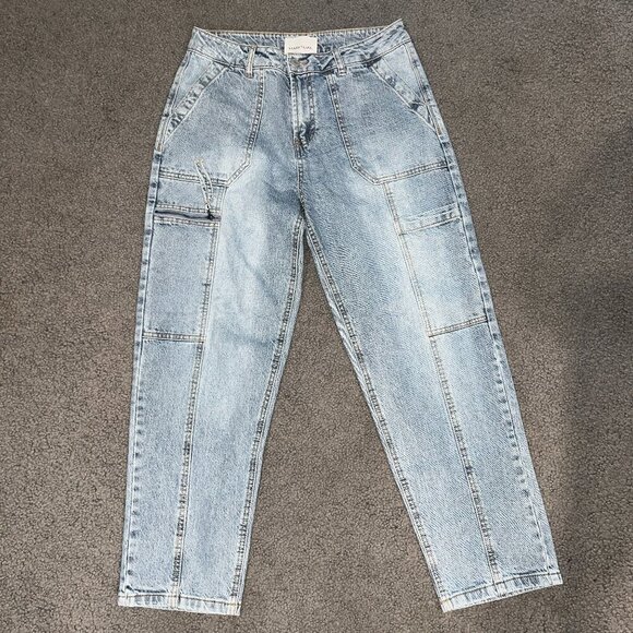 HABITUAL Delia High Rise Light Wash Utility Denim Cargo Jeans - EUC - Size 6/28 - Picture 1 of 12